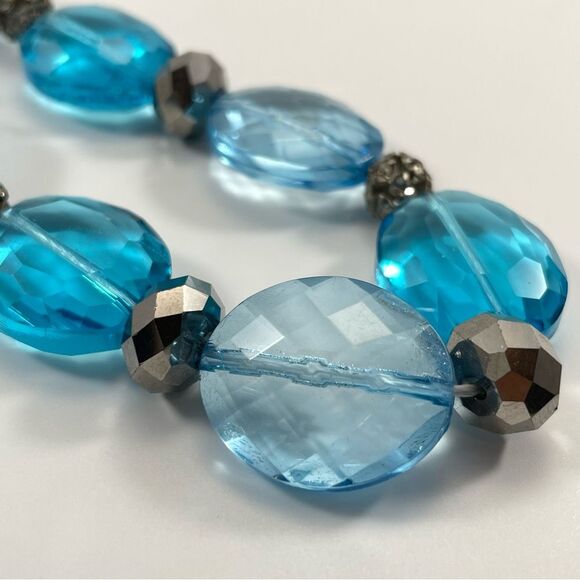 Vintage Trifari Crown Sapphire Crystal Necklace, Pave Crystal, Silver Tone - Picture 4 of 8